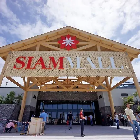 Lovely 1 Bedroom Communal Heated Pool Appartement *