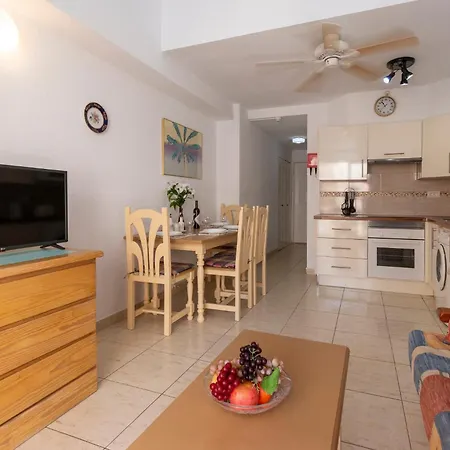Lovely 1 Bedroom Communal Heated Pool * 로스크리스티아노스