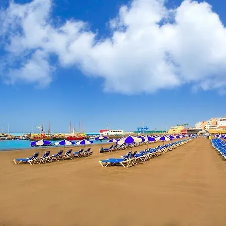 Apartment Lovely 1 Bedroom Communal Heated Pool Los Cristianos (Tenerife)