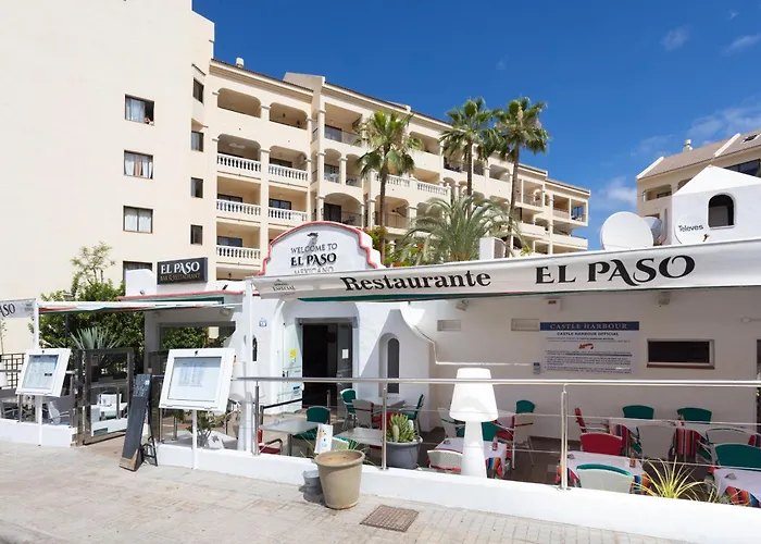 Lovely 1 Bedroom Communal Heated Pool *